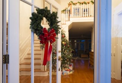 Holiday Window & Glass Fixture Cleaning - Metro Detroit