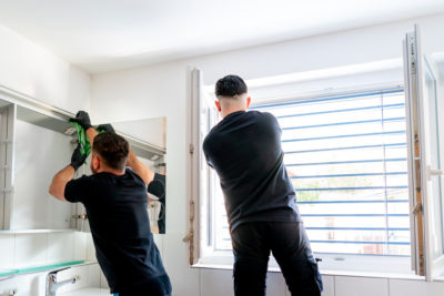 Why Should You Hire Professionals to Clean Your Mirrors in Warren, MI 
